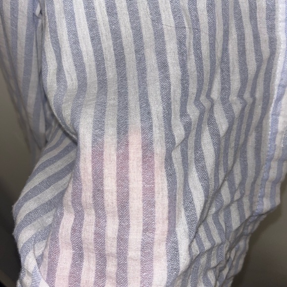 Lightweight striped button down - Picture 4 of 4